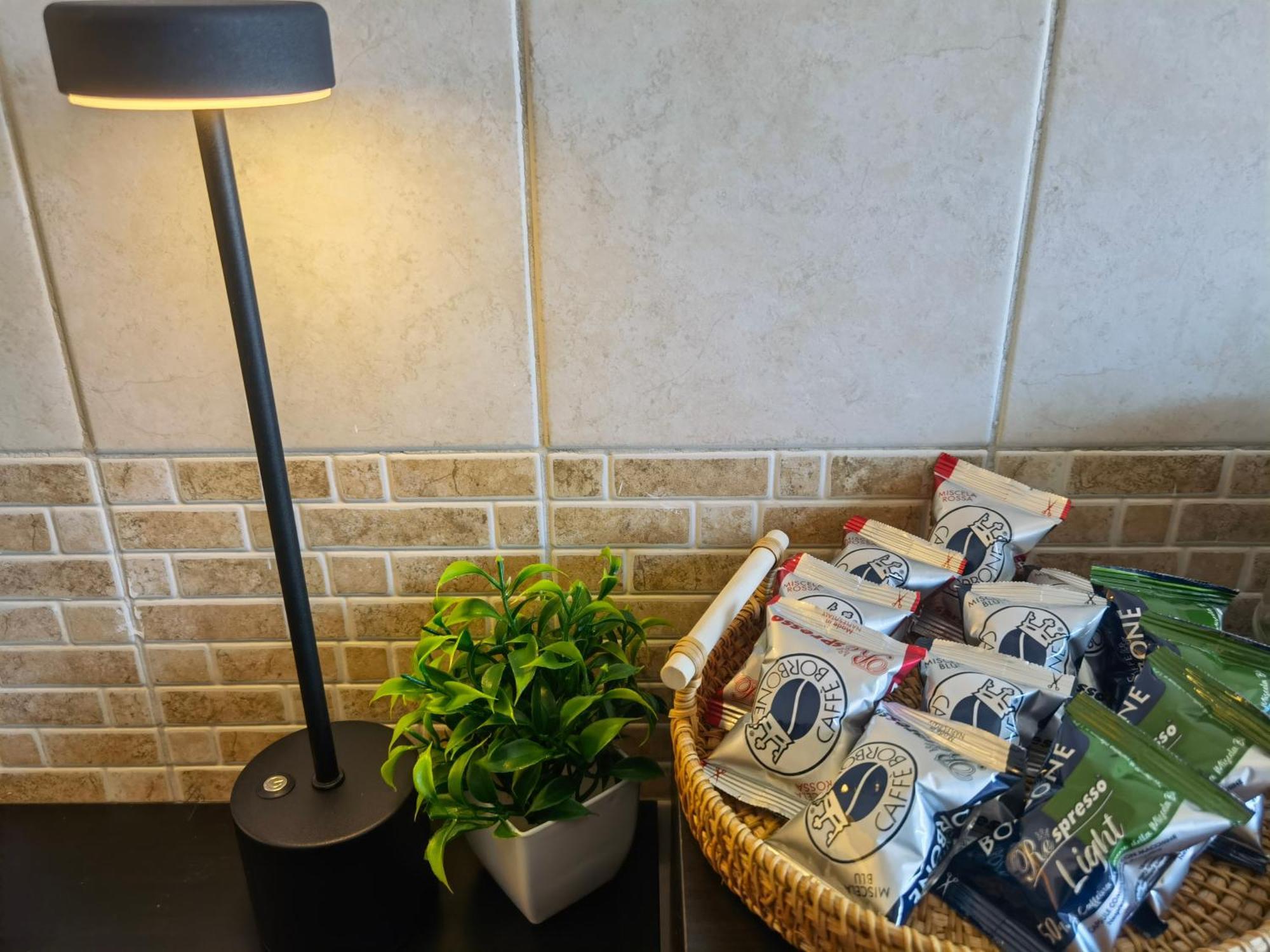 Metro Lodi Apartment ローマ エクステリア 写真