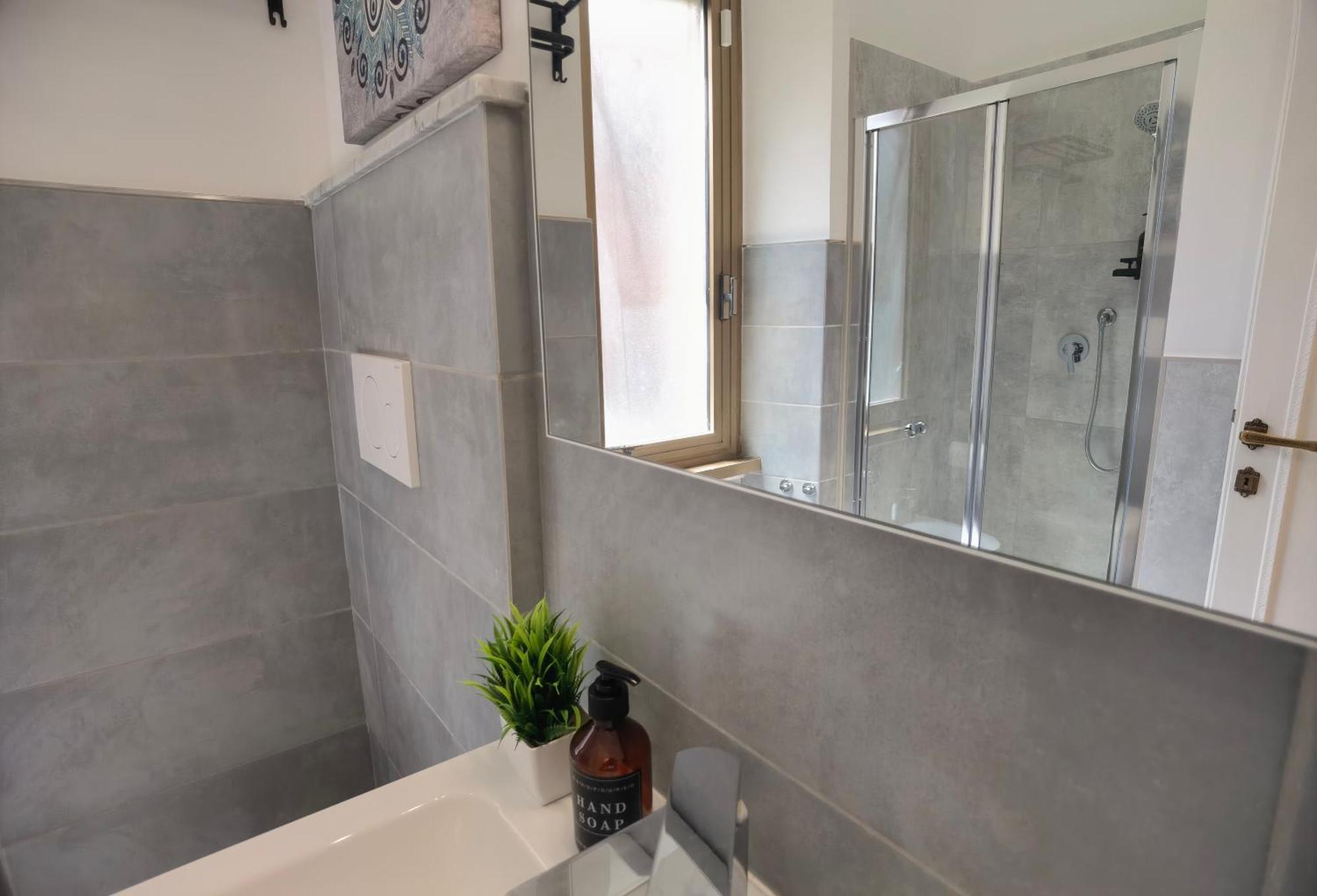 Metro Lodi Apartment ローマ エクステリア 写真